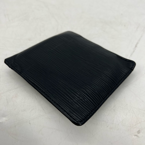 Louis Vuitton Epi bifold wallet - Picture 5 of 9